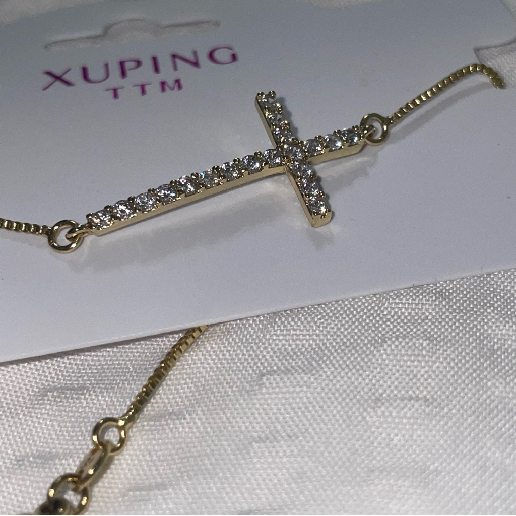 Xuping Gold Bracelet With Silver Crystal Cross Design